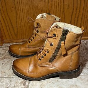 Tara M Cognac Leather Moto Combat Lace Up Loris Boots - Size 38